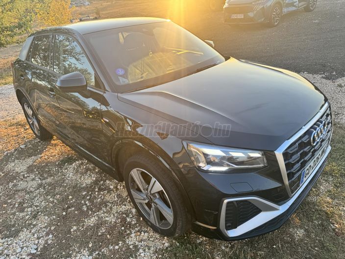 AUDI Q2 35 TFSI S line S-tronic