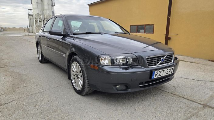 VOLVO S80 2.4 D Summum