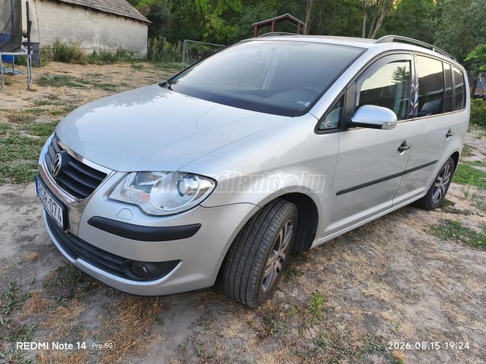 VOLKSWAGEN TOURAN Cross 1.4 TSi