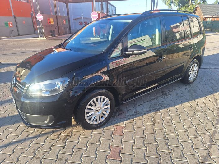 VOLKSWAGEN TOURAN 1.6 CR TDI Trendline BlueMotion