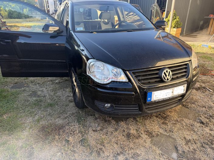 VOLKSWAGEN POLO IV 1.4 75 16V Comfortline