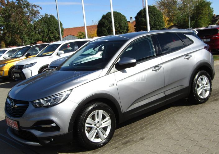OPEL GRANDLAND X 1.5 CDTI Business Elegance