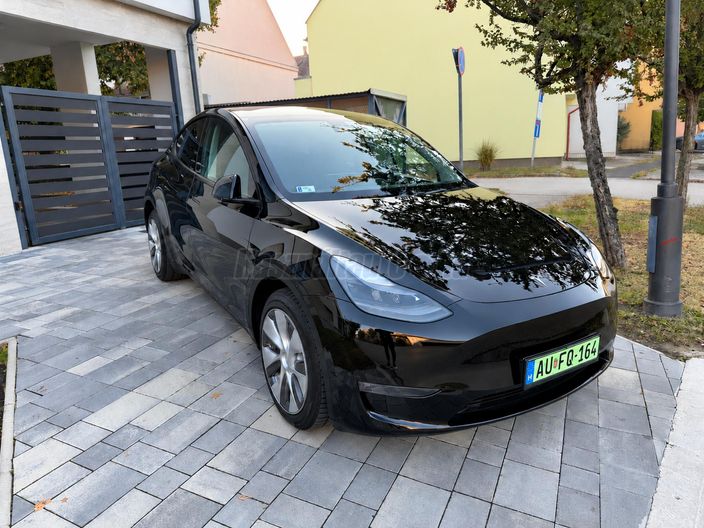 TESLA MODEL Y Long Range AWD (Automata)