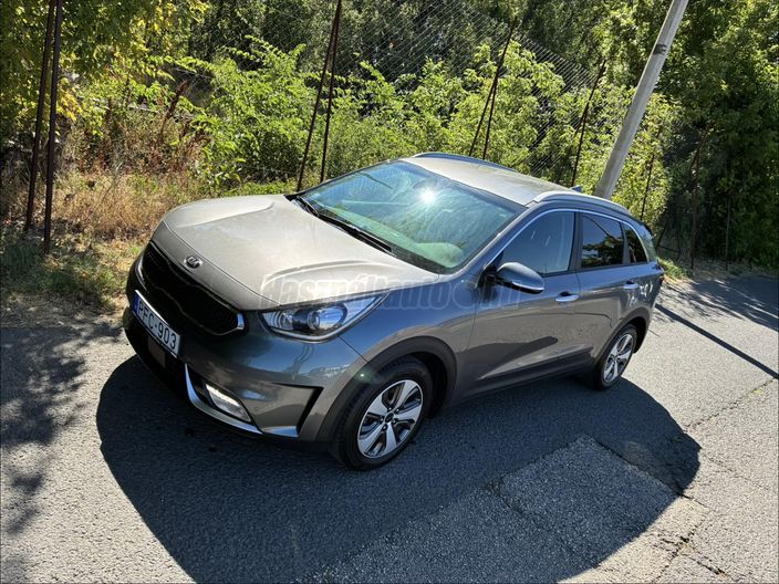 KIA NIRO PHEV 1.6 GDI LX DCT