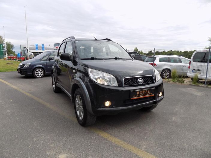 DAIHATSU TERIOS 1.5 4WD Top