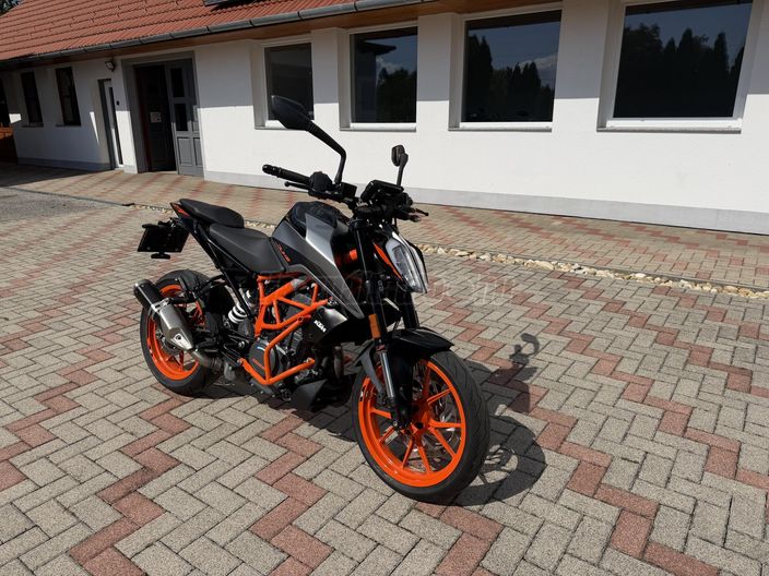 KTM 390 DUKE