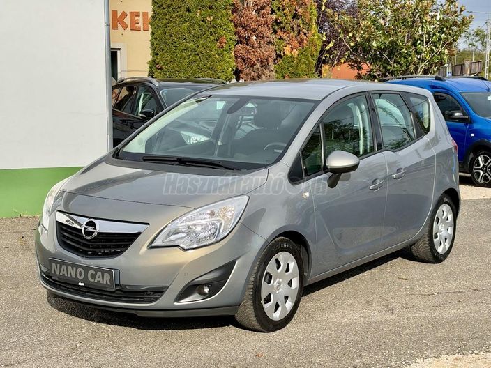 OPEL MERIVA B 1.4 T Cosmo