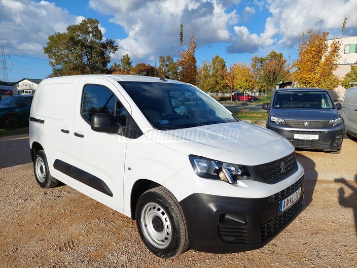 PEUGEOT PARTNER 1.5 BlueHDi 100 Premium L1 (3 személyes )
