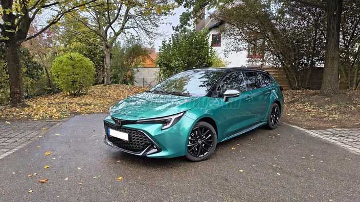 TOYOTA COROLLA Touring Sports 2.0 Hybrid GR-Sport e-CVT