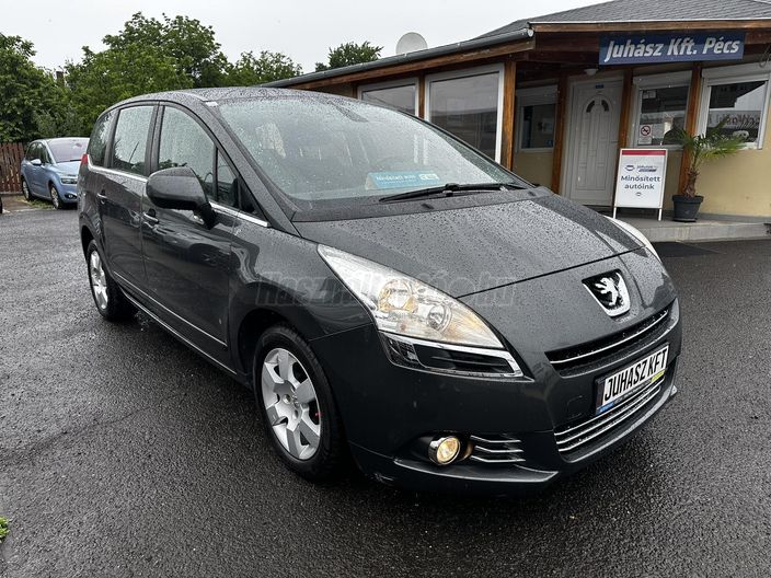 PEUGEOT 5008 1.6 HDi Active