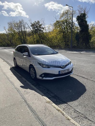 TOYOTA AURIS 1.8 HSD Active Trend+ (Automata)