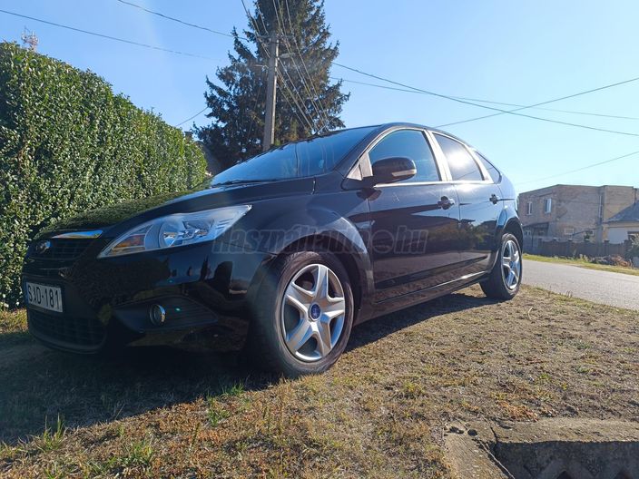 FORD FOCUS 1.6 Ambiente