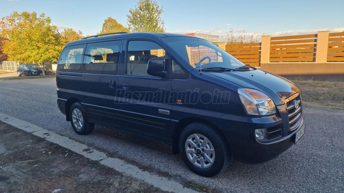 HYUNDAI H-1 STAREX 2.5 CRDi Style (9 személyes )
