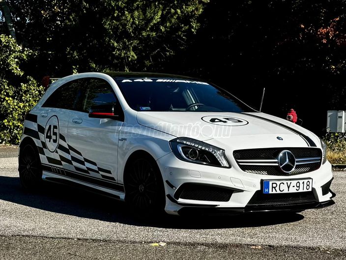MERCEDES-AMG A 45
