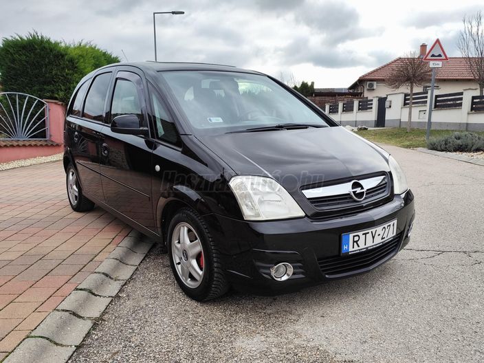 OPEL MERIVA A 1.7 CDTI Cosmo