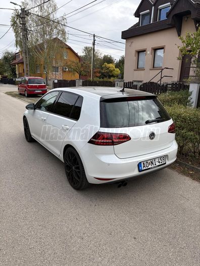VOLKSWAGEN GOLF VII