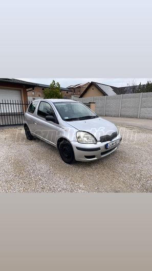 TOYOTA YARIS 1.0