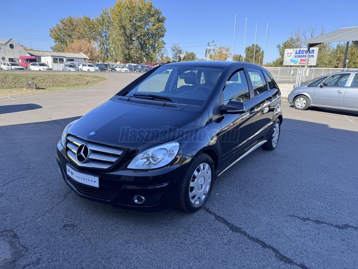 MERCEDES-BENZ B 180 CDI