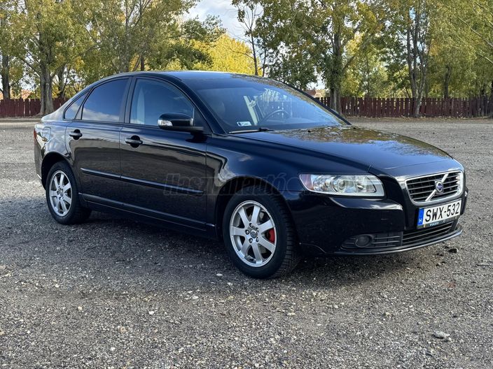 VOLVO S40 1.6 Momentum