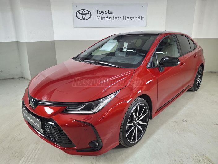 TOYOTA COROLLA Sedan 1.8 Hybrid GR-Sport Dynamic e-CVT