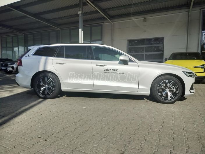 VOLVO V60 2.0 [B4] MHEV Plus Dark DCT