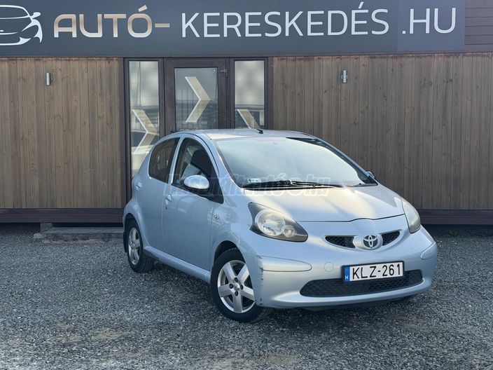 TOYOTA AYGO 1.0
