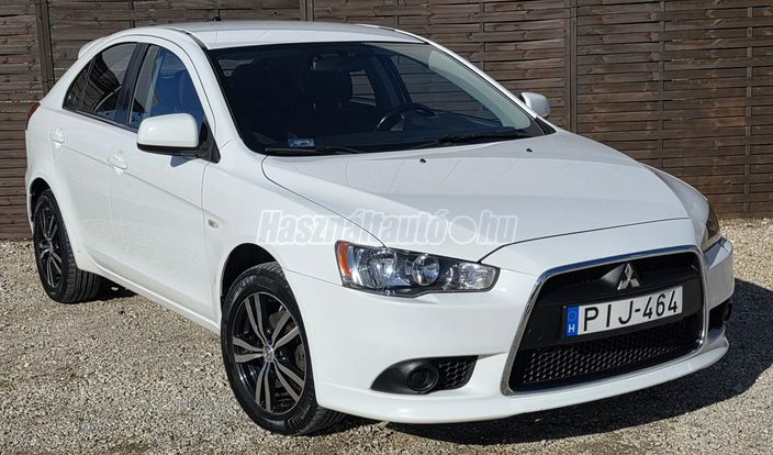 MITSUBISHI LANCER Sportback 1.8 Instyle