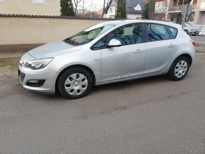OPEL ASTRA J 1.4 T Enjoy