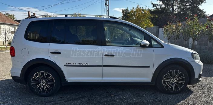 VOLKSWAGEN TOURAN 2.0 CR TDI Comfortline