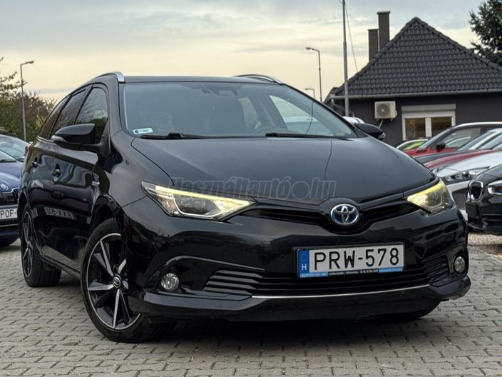 TOYOTA AURIS Touring Sports 1.8 HSD Executive MY17 Prestige (Automata)