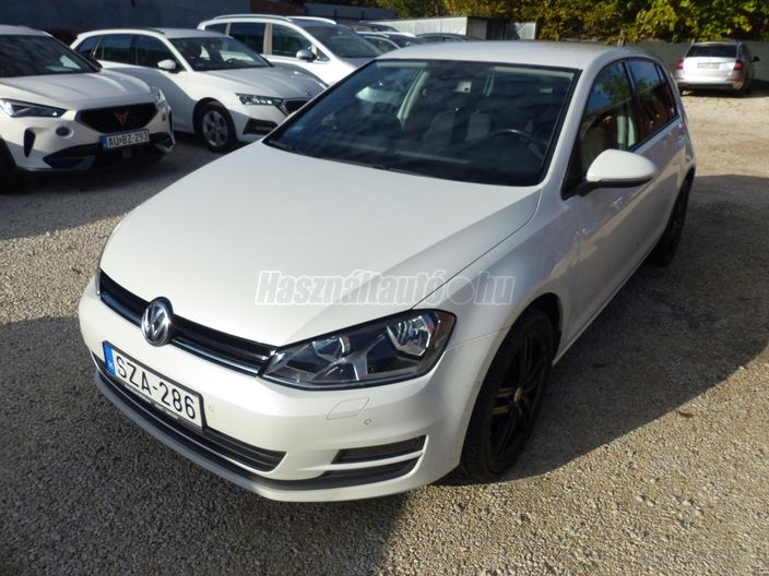 VOLKSWAGEN GOLF 1.4 TSi BMT Trendline