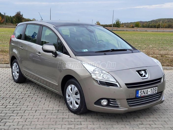 PEUGEOT 5008 1.6 THP Business Edition