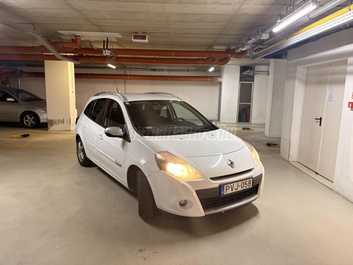 RENAULT CLIO Grandtour 1.2 16V Authentique