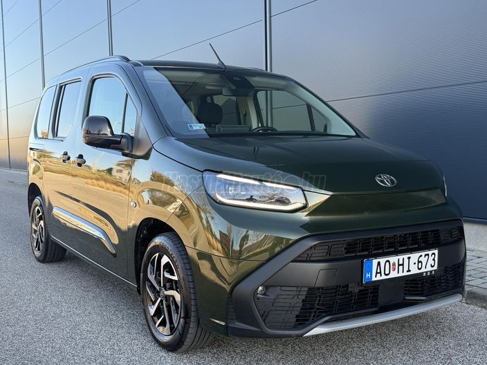 TOYOTA PROACE 1.5 D Active Smart Cargo Multimedia Navi L1H1