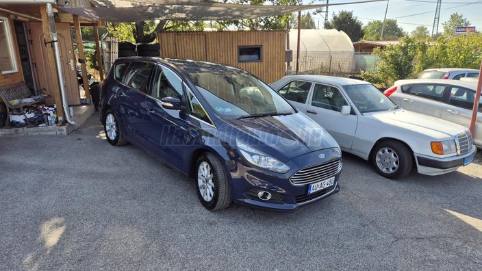 FORD S-MAX 2.0 TDCi Titanium