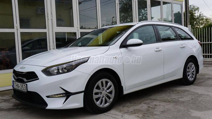KIA CEE'D Ceed SW 1.6 CRDi HP Hybrid Silver