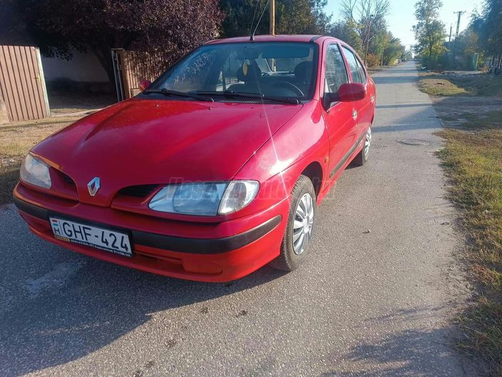 RENAULT MEGANE 1.4 RN