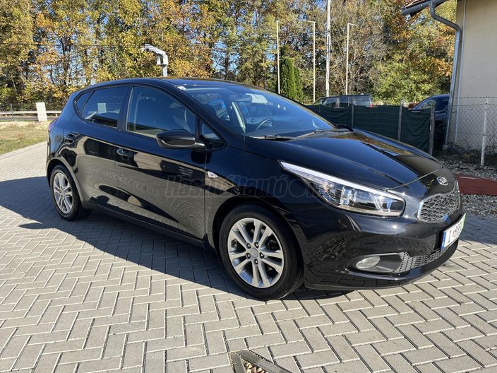 KIA CEE'D 1.4 CVVT Limitált Prémium