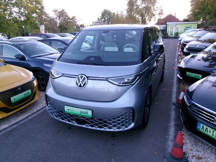 VOLKSWAGEN ID. BUZZ Pro (Automata)