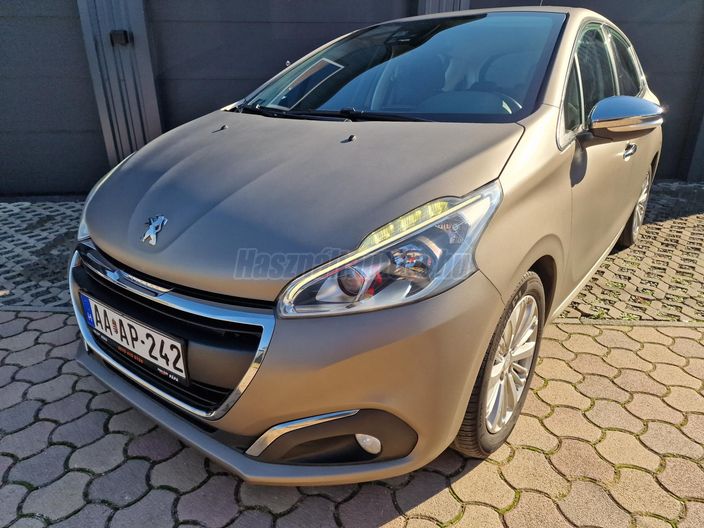 PEUGEOT 208 1.2 PureTech Allure