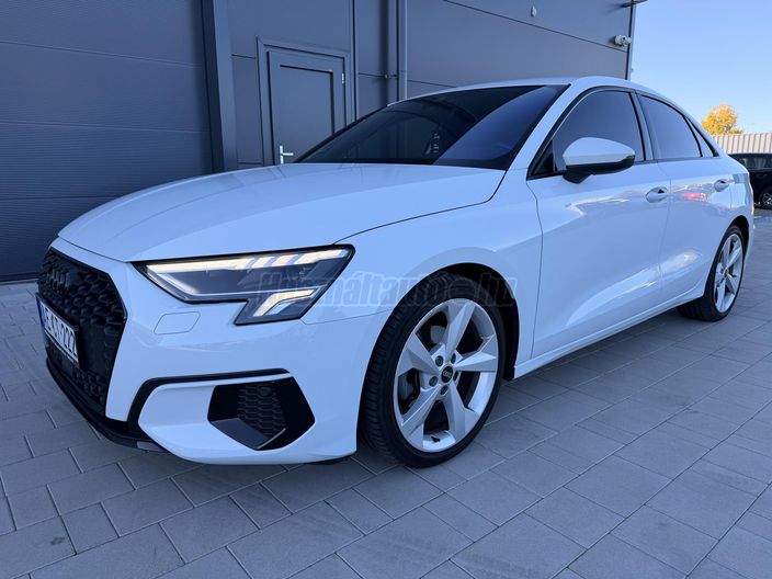 AUDI A3 Limousine 35 TDI S line S-tronic