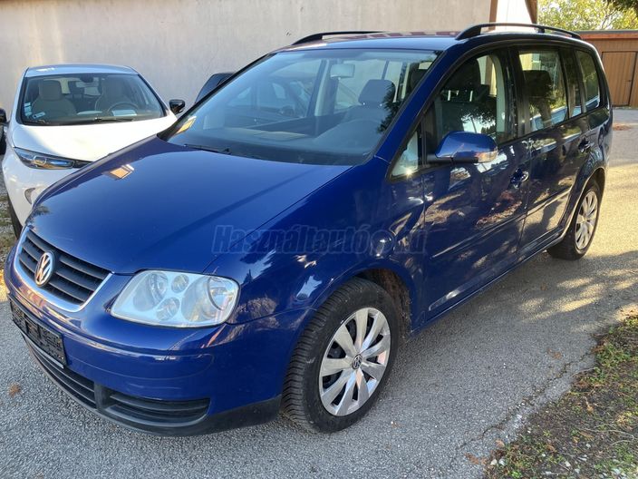 VOLKSWAGEN TOURAN 1.6 FSI Trendline Tiptronic ic