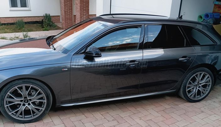AUDI A4 40 TDI S line S-tronic