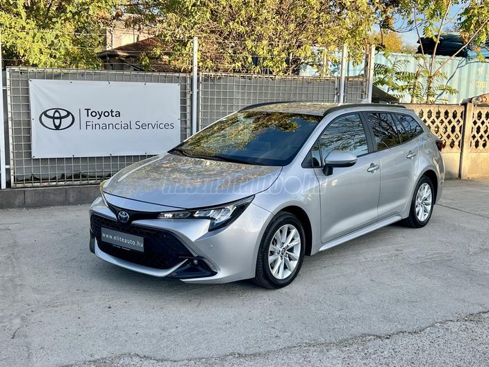 TOYOTA COROLLA Touring Sports 1.8 Hybrid Comfort Tech e-CVT