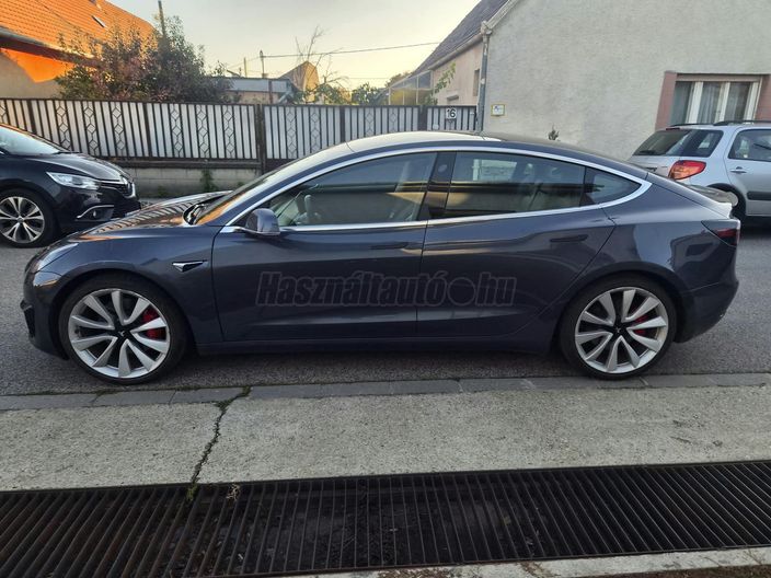TESLA MODEL 3 Performance AWD (Automata)