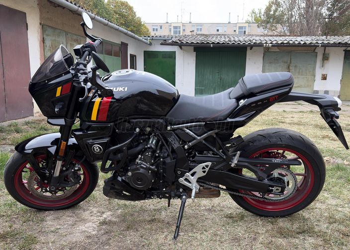SUZUKI GSX8TT