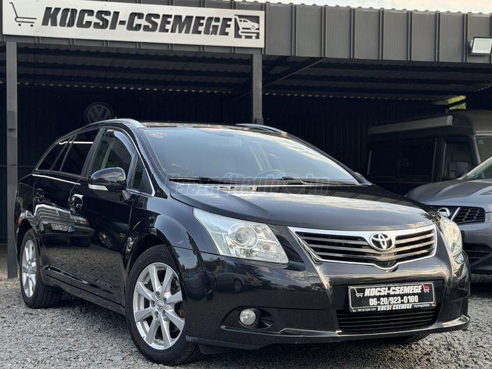 TOYOTA AVENSIS Wagon 1.8 Sol