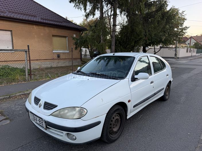 RENAULT MEGANE 1.4 16V Expression