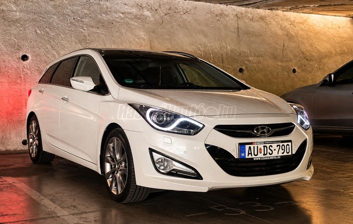 HYUNDAI I40 1.7 CRDi HP Premium (Automata)