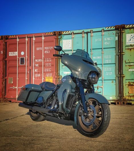 HARLEY-DAVIDSON E-GLIDE
